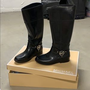MK Black Rainboots